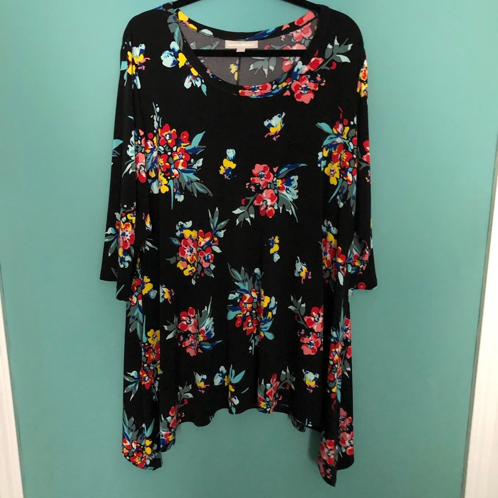 Woman Within Shark Bite Tunic Floral Black 22/24